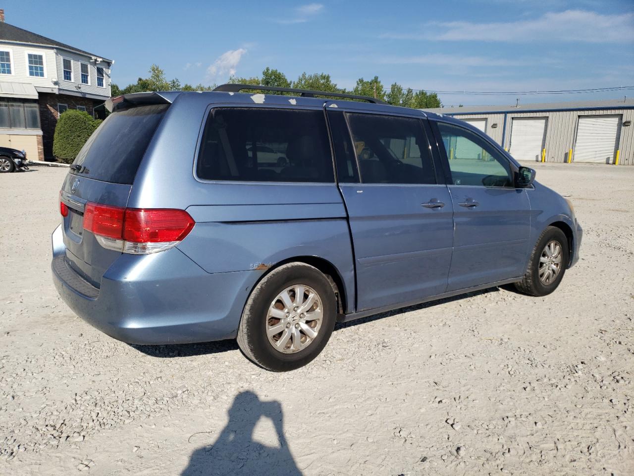 2009 Honda Odyssey VIN 5FNRL38729B009587 Copart auction photo, mechanical / minor dent/scratches damage thumbnail 3