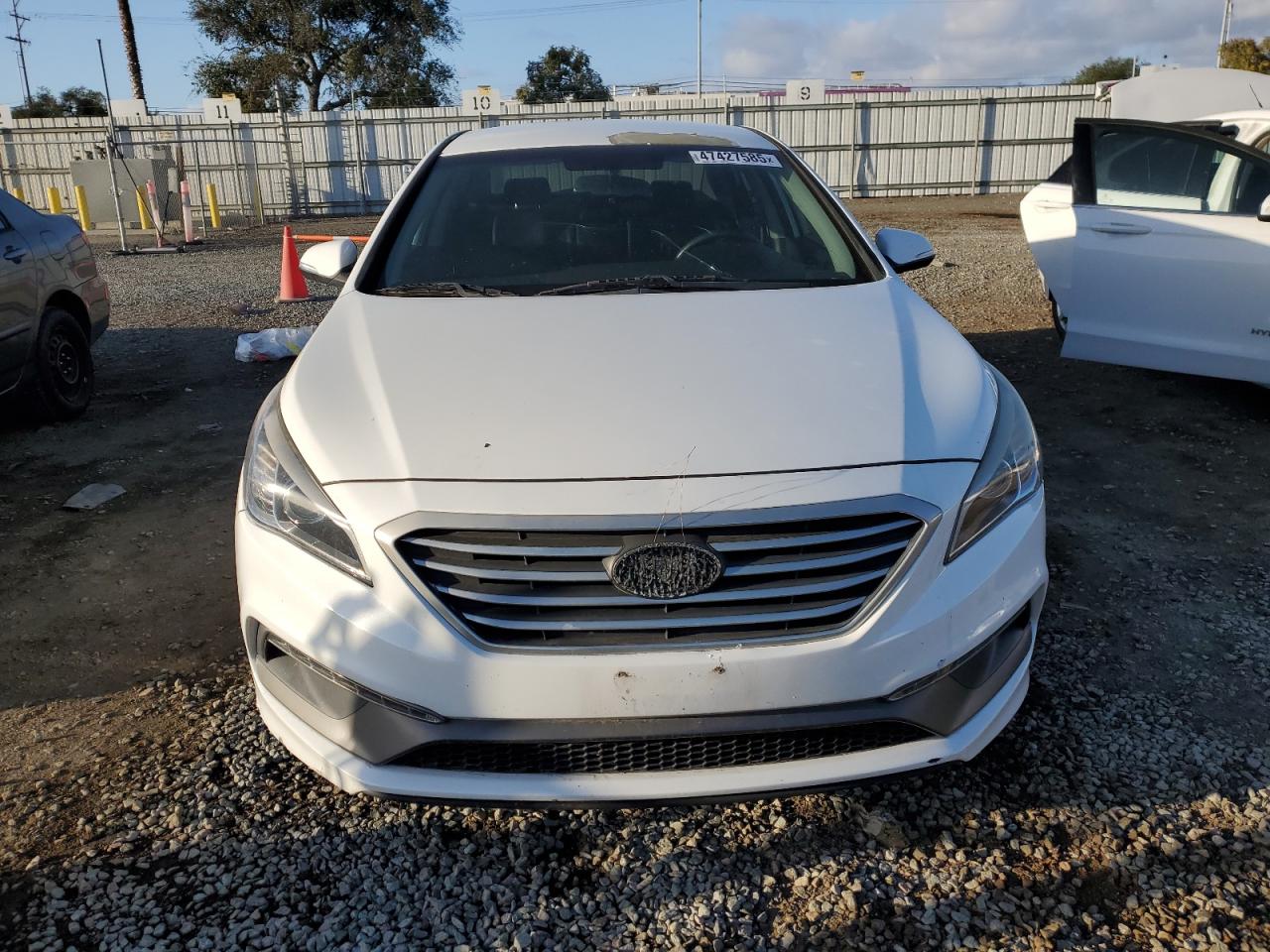 2015 Hyundai Sonata VIN 5NPE34AF0FH083402 Copart auction photo, rear end / side damage thumbnail 5