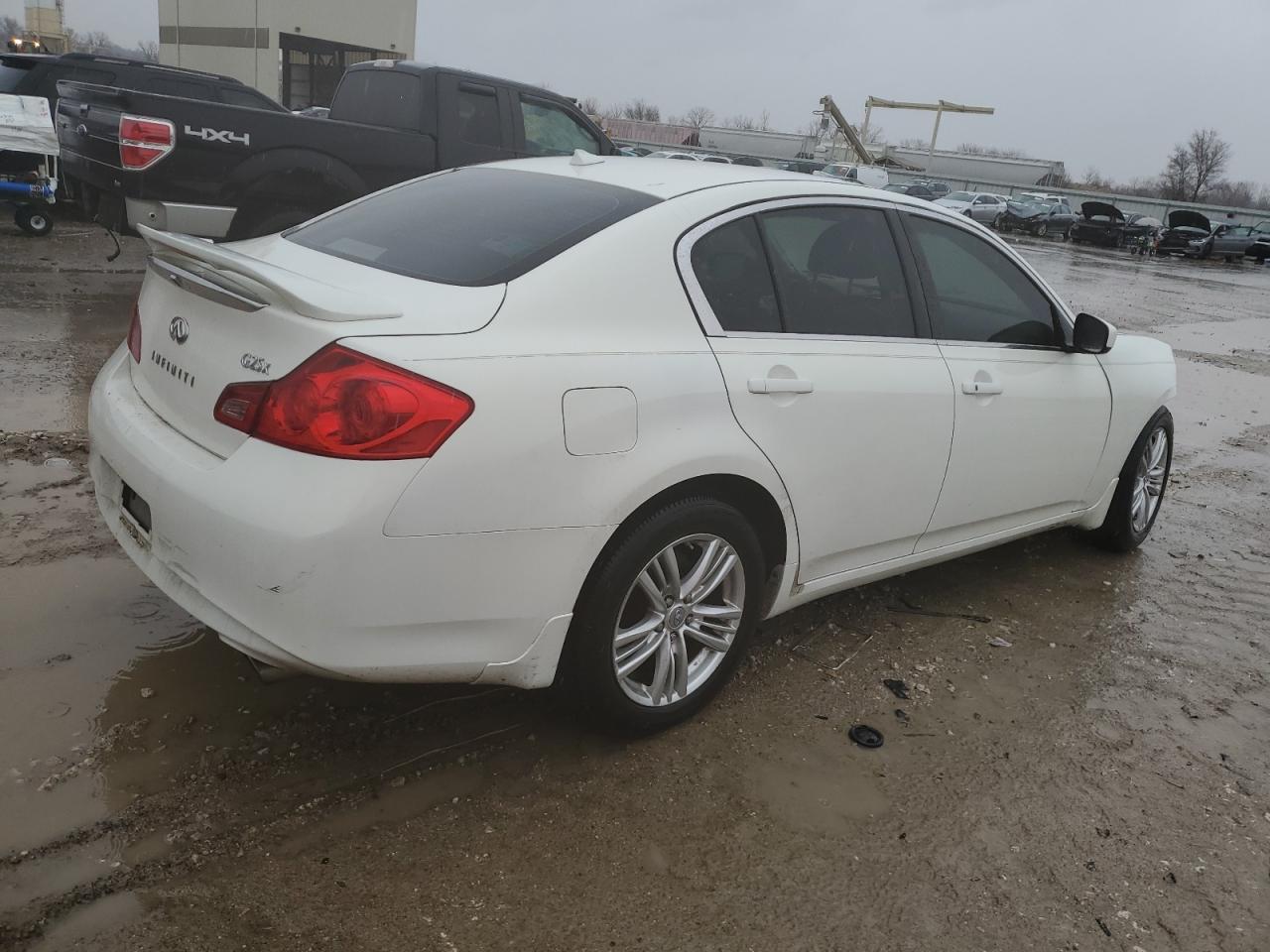 2011 Infiniti G VIN JN1DV6AR1BM650229 Copart auction photo, front end damage thumbnail 3