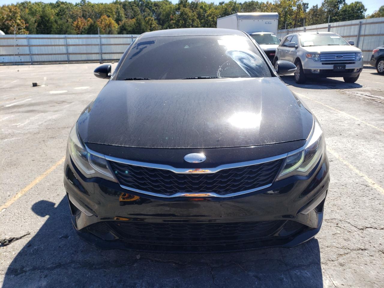 2019 KIA Optima VIN 5XXGT4L30KG291295 Copart auction photo, vandalism damage thumbnail 5