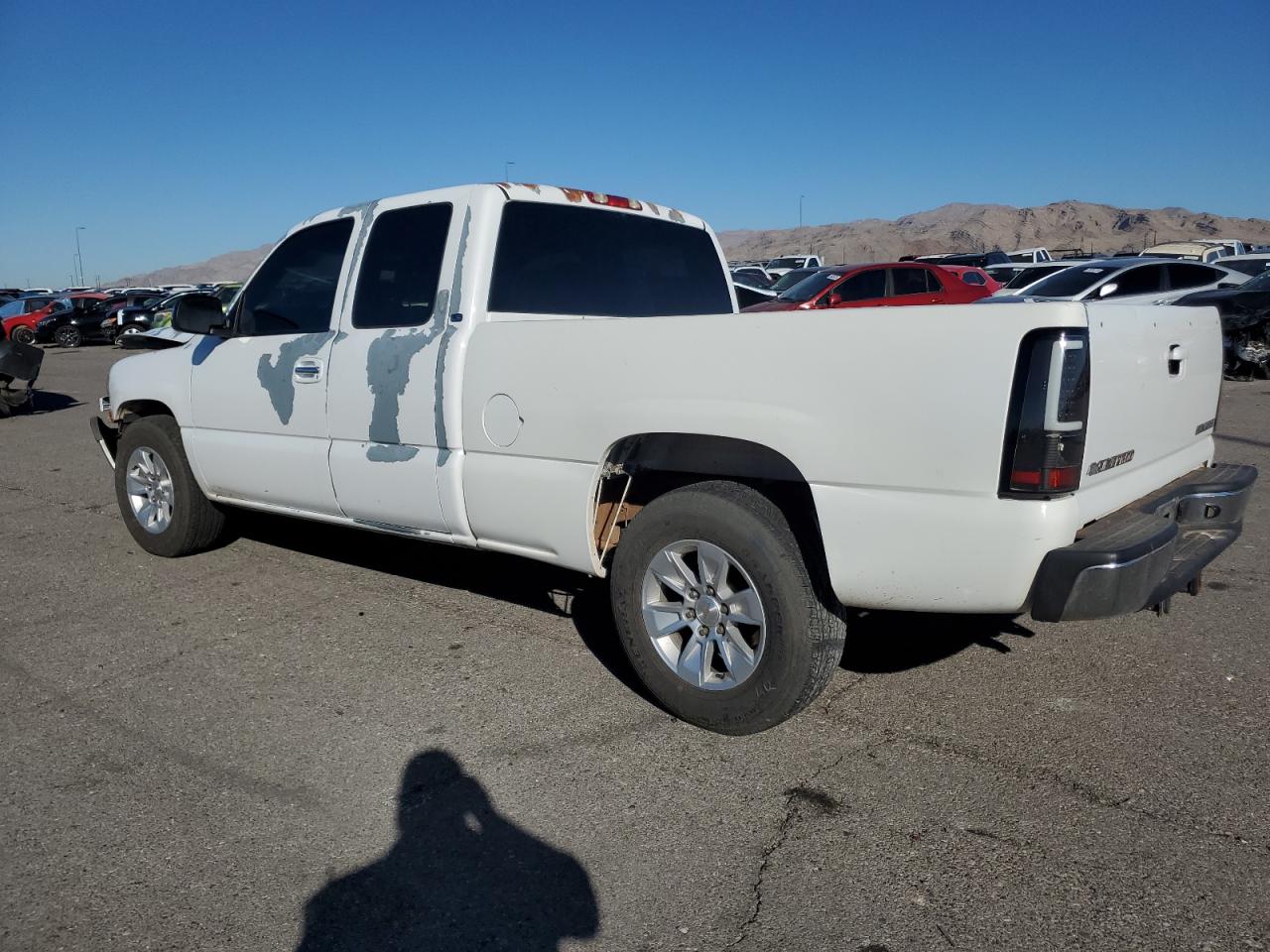 2002 Chevrolet Silverado VIN 2GCEC19T321172966 Copart auction photo, front end damage thumbnail 2