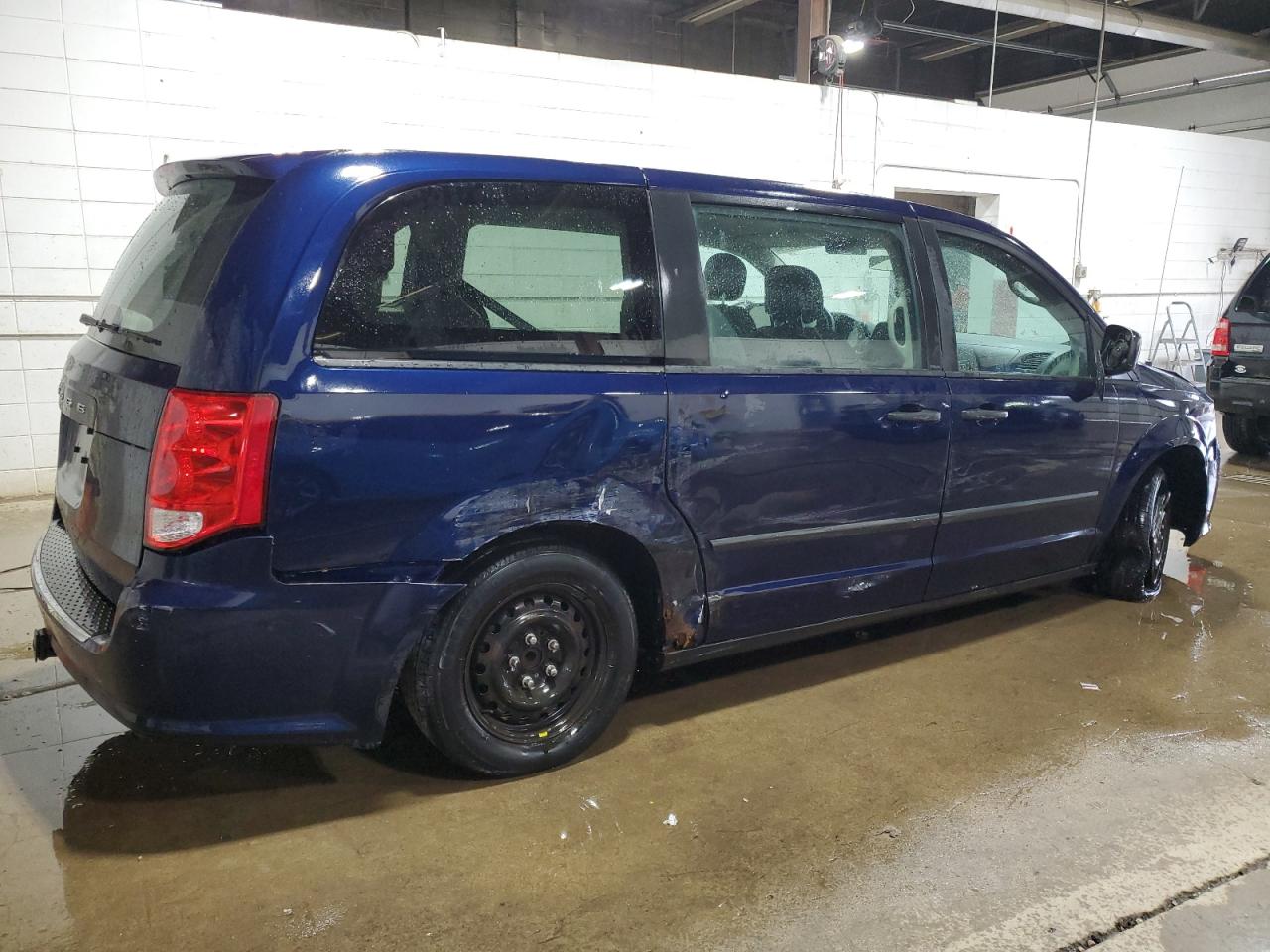 2012 Dodge Caravan VIN 2C4RDGBG1CR216352 Copart auction photo, all over damage thumbnail 3