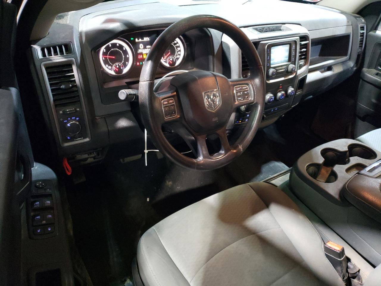 2017 RAM 1500 VIN 3C6RR7KT0HG774700 Copart auction photo, water/flood / minor dent/scratches damage thumbnail 8