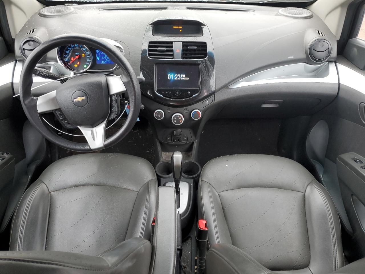 2013 Chevrolet Spark VIN KL8CF6S94DC582384 Copart auction photo, front end / minor dent/scratches damage thumbnail 8