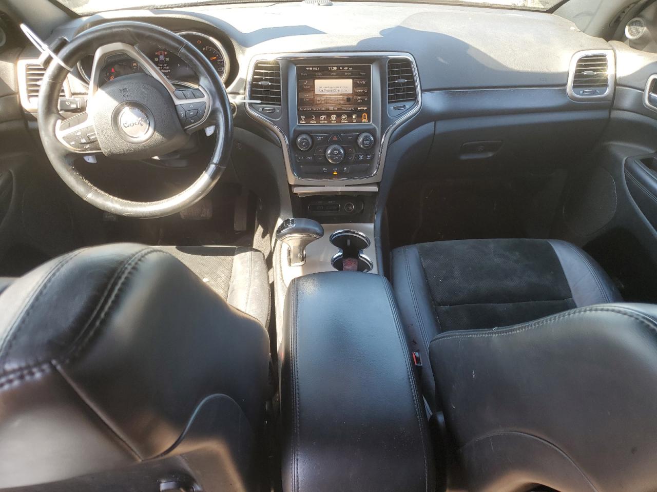 2015 Jeep Grand Cherokee VIN 1C4RJFAG0FC724748 Copart auction photo, normal wear / minor dent/scratches damage thumbnail 8