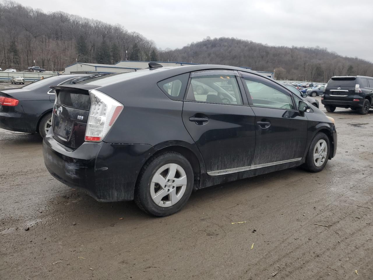 2011 Toyota Prius VIN JTDKN3DU0B5323561 Copart auction photo, rear end / front end damage thumbnail 3