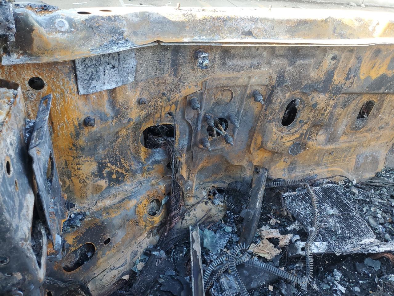 2017 Chrysler Pacifica VIN 2C4RC1GG4HR803838 Copart auction photo, burn damage thumbnail 9