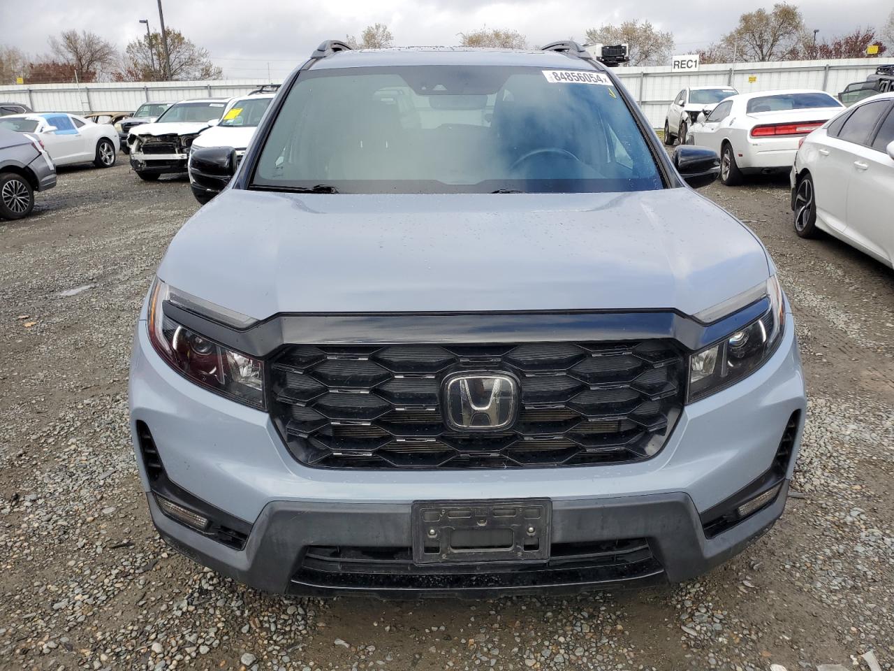 2022 Honda Passport VIN 5FNYF8H09NB014539 Copart auction photo, all over damage thumbnail 5