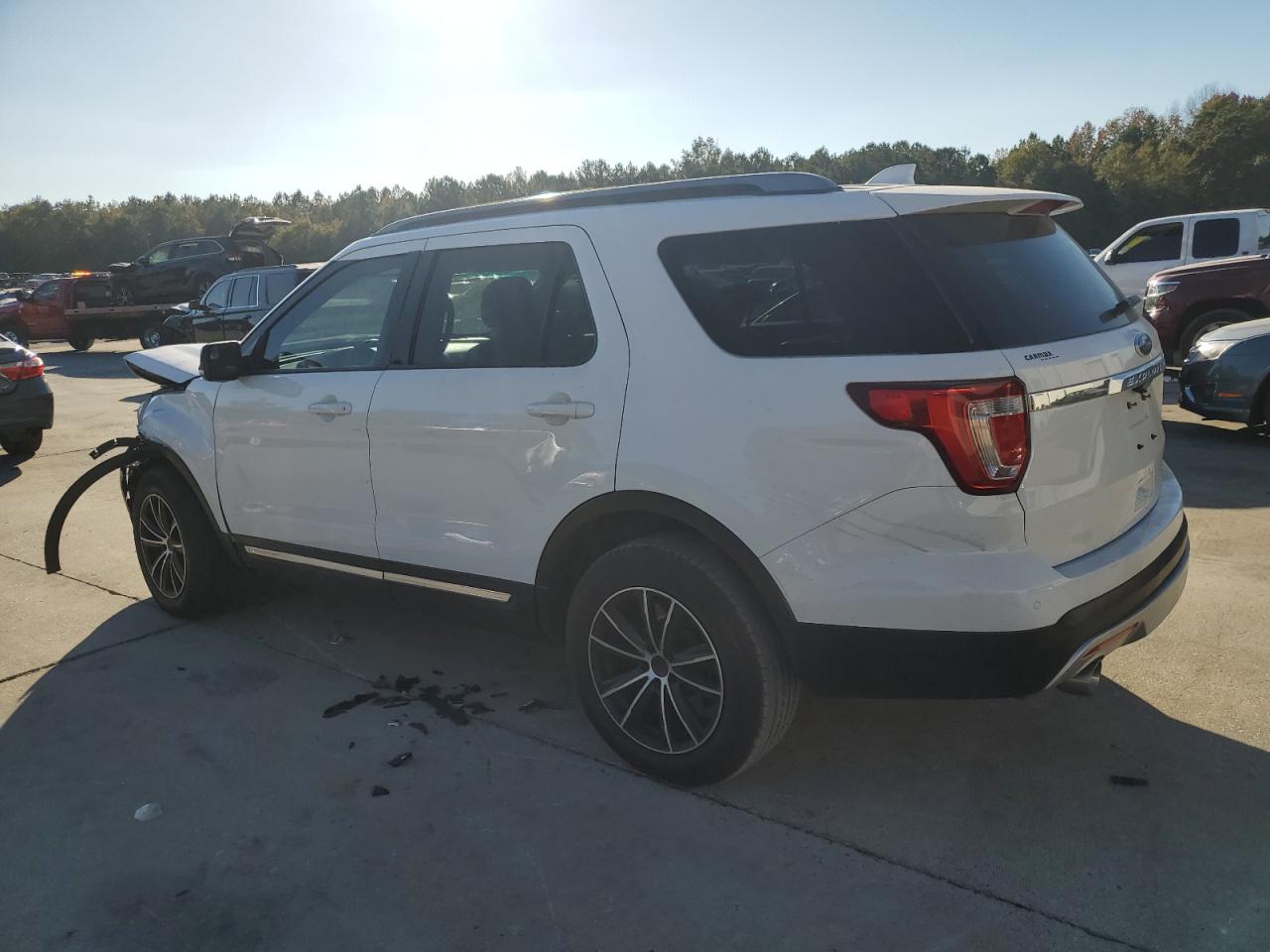 2017 Ford Explorer VIN 1FM5K7D82HGA84717 Copart auction photo, front end damage thumbnail 2