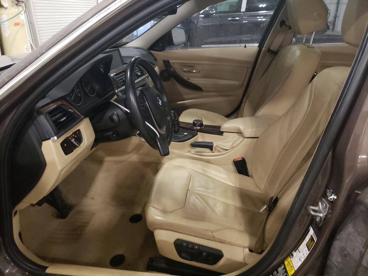 2013 BMW 3er VIN WBA3B3C59DF544500 Copart auction photo, front end damage thumbnail 7