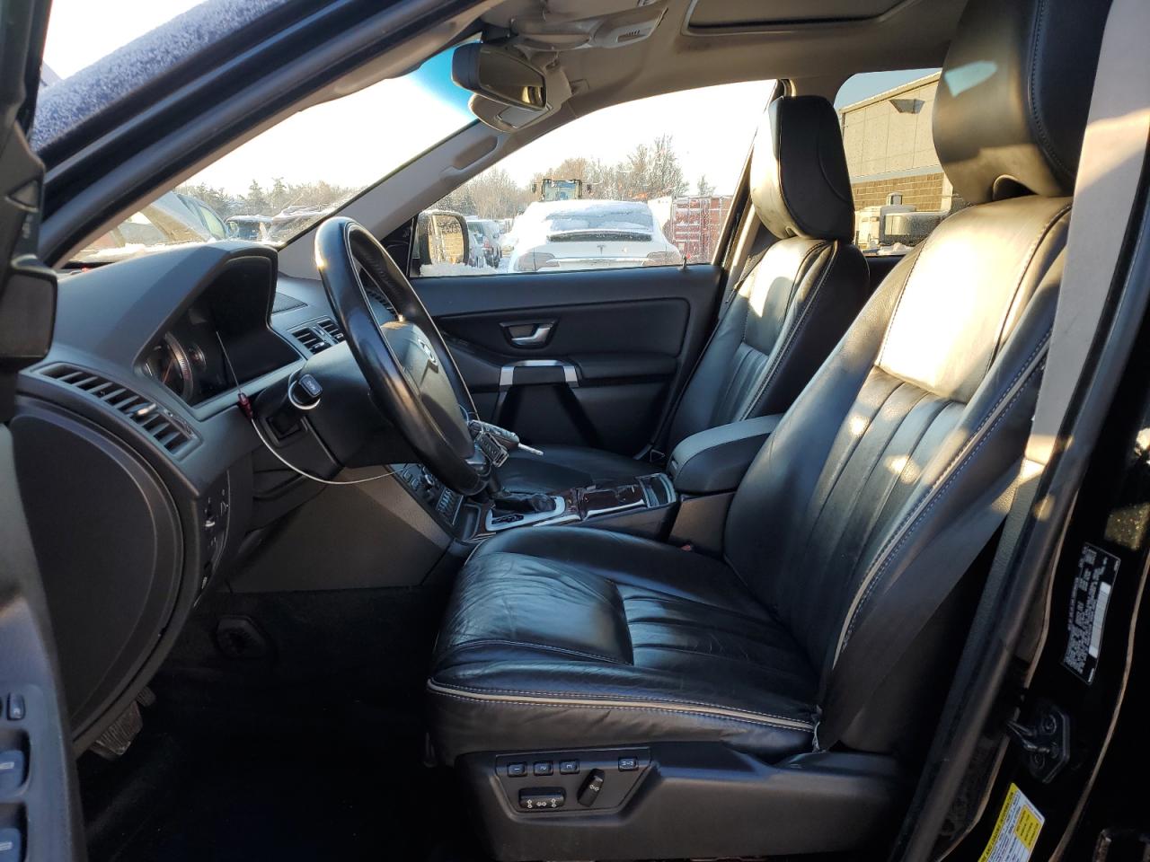 2013 Volvo XC90 VIN YV4952CZ3D1630087 Copart auction photo, front end damage thumbnail 7