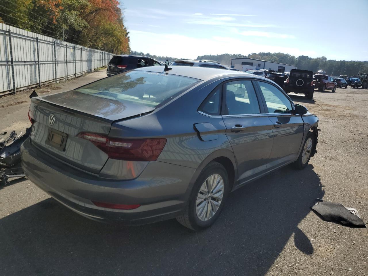2020 Volkswagen Jetta VIN 3VWCB7BU3LM035727 Copart auction photo, front end / minor dent/scratches damage thumbnail 3