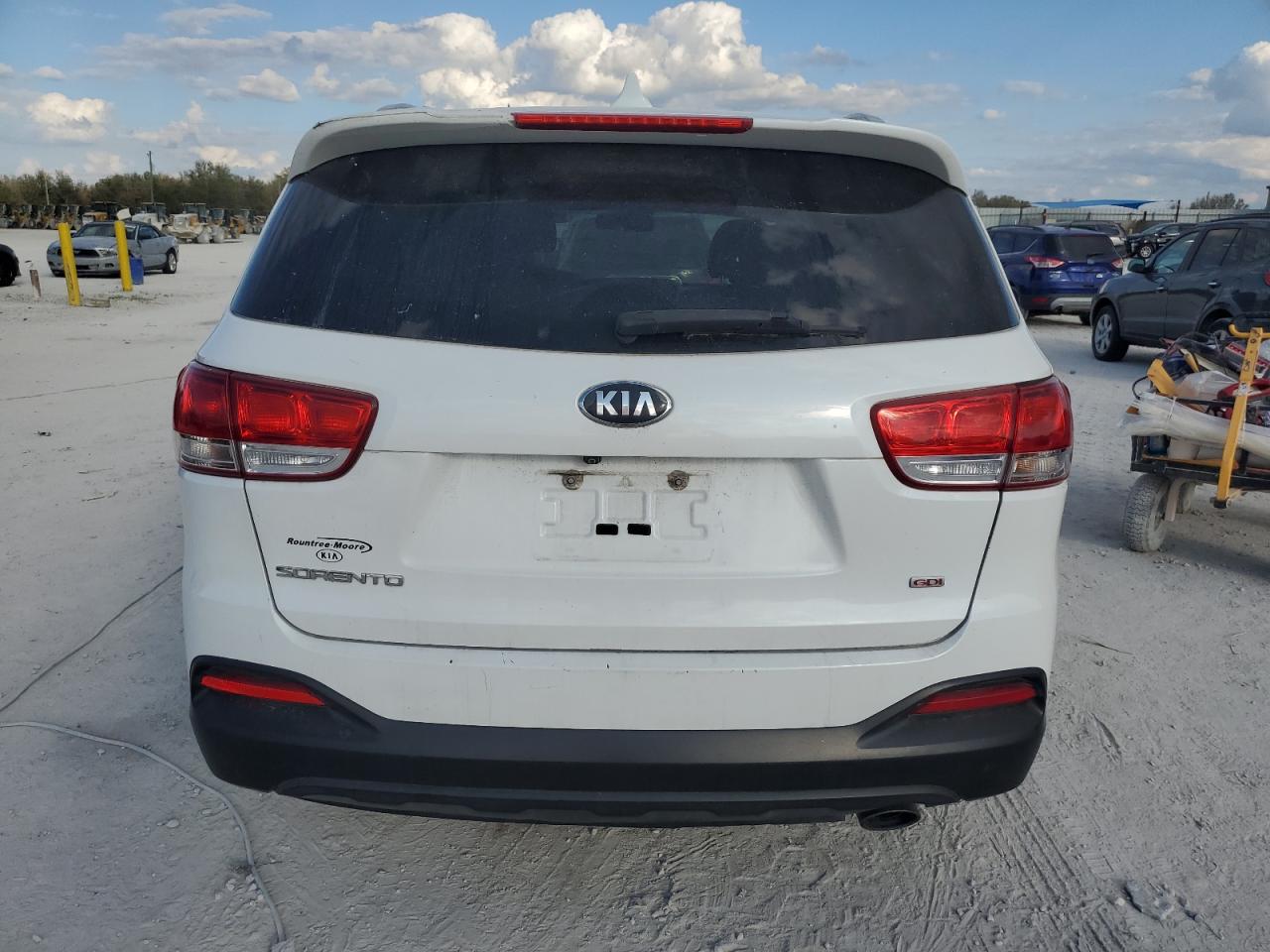 2018 KIA Sorento VIN 5XYPG4A39JG345937 Copart auction photo, front end damage thumbnail 6