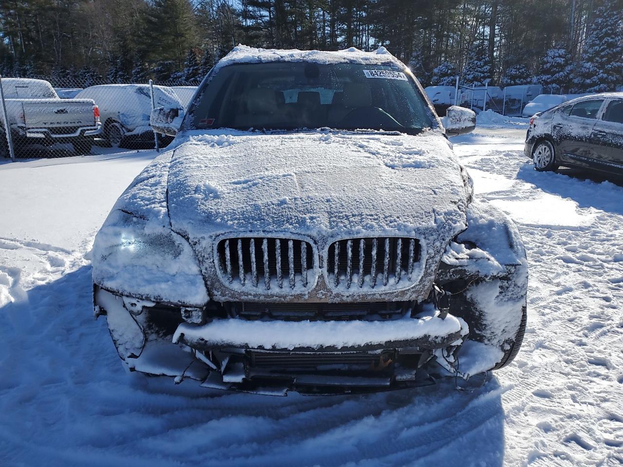 2013 BMW X5 VIN 5UXZV4C54D0B03498 Copart auction photo, front end / minor dent/scratches damage thumbnail 5