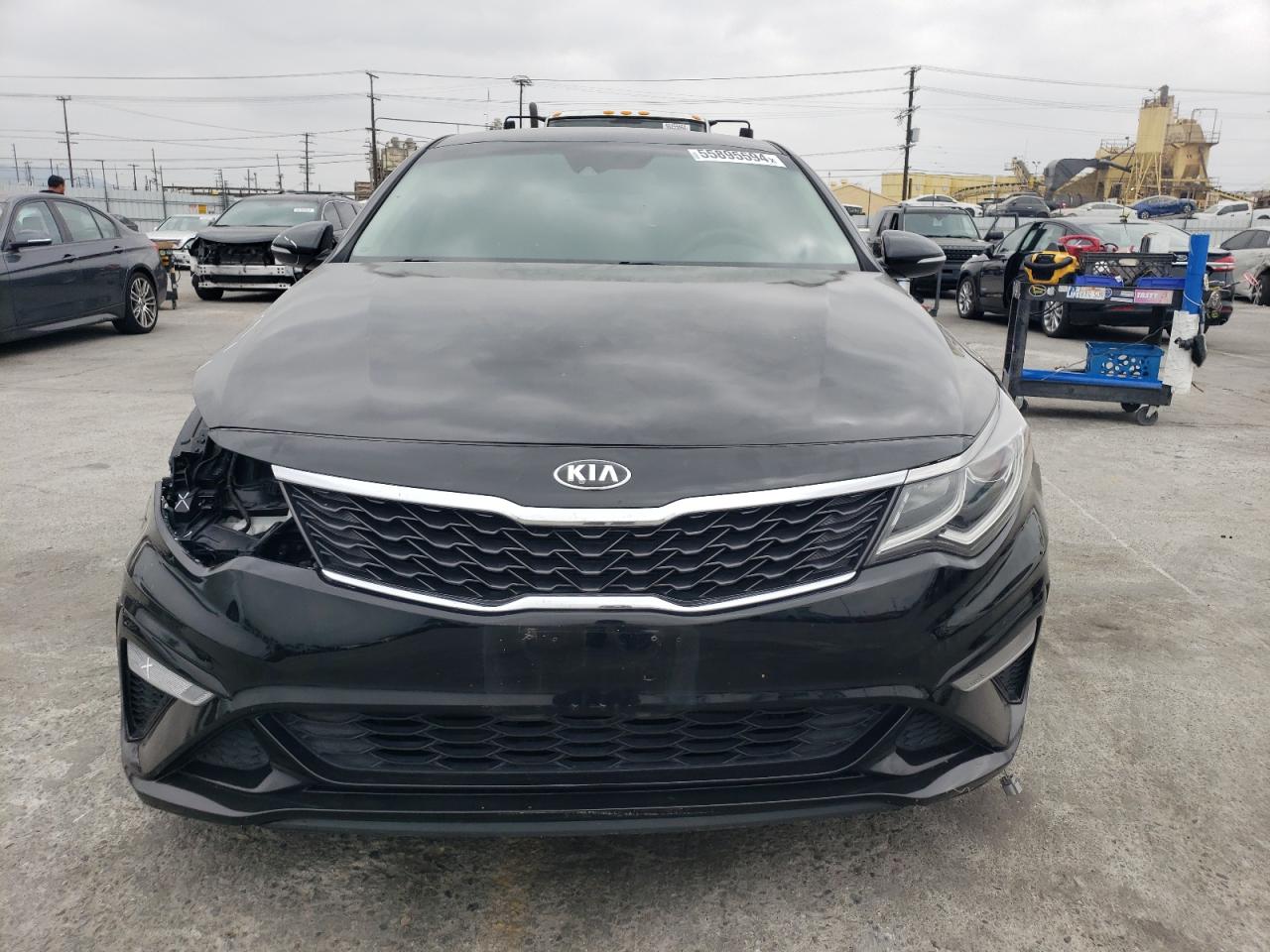 2019 KIA Optima VIN 5XXGT4L32KG329481 Copart auction photo, all over damage thumbnail 5