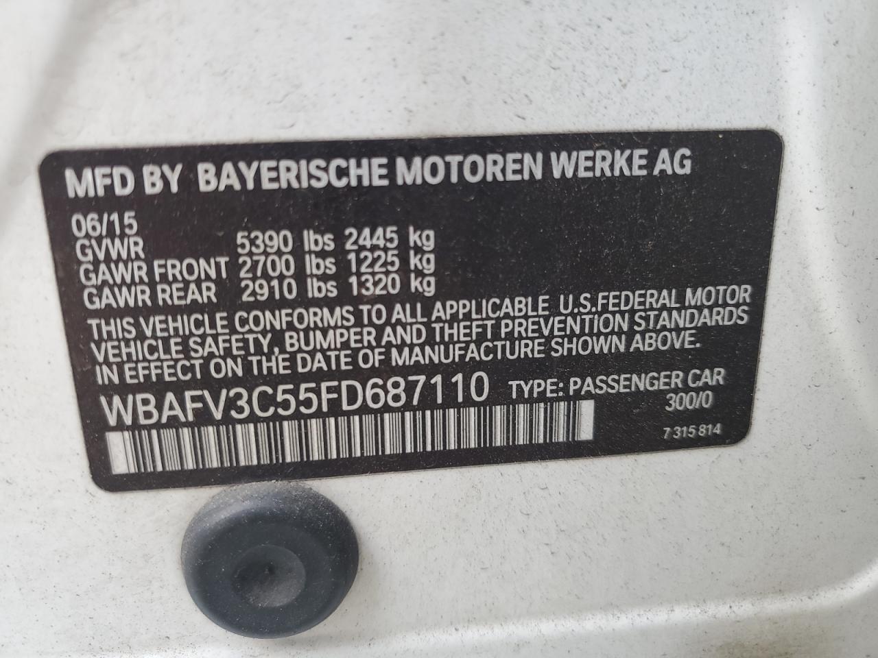 2015 BMW 5er VIN WBAFV3C55FD687110 Copart auction photo, front end / vandalism damage thumbnail 12