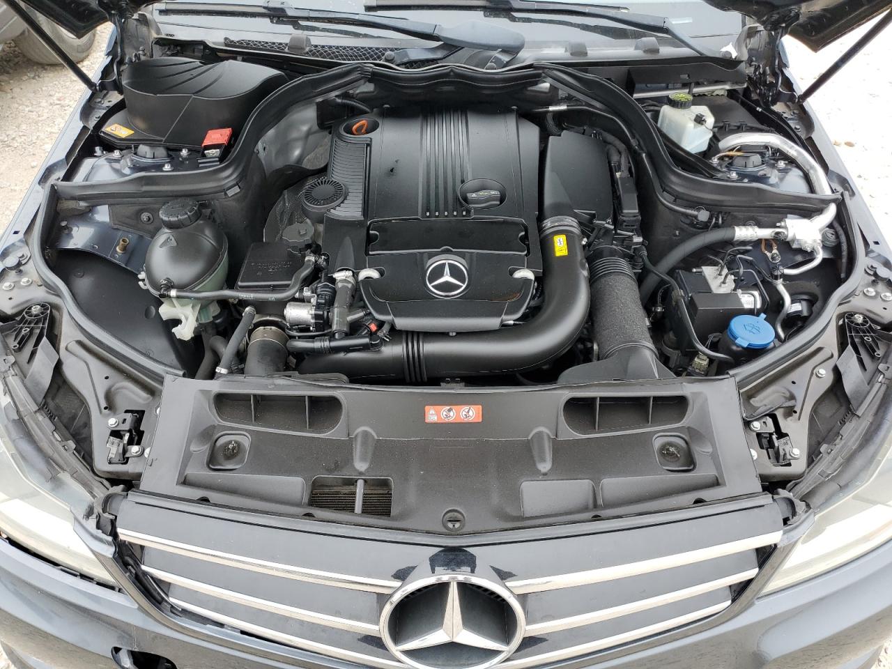 2014 Mercedes-Benz C-klasse VIN WDDGF4HB4EA894196 Copart auction photo, normal wear / front end damage thumbnail 11