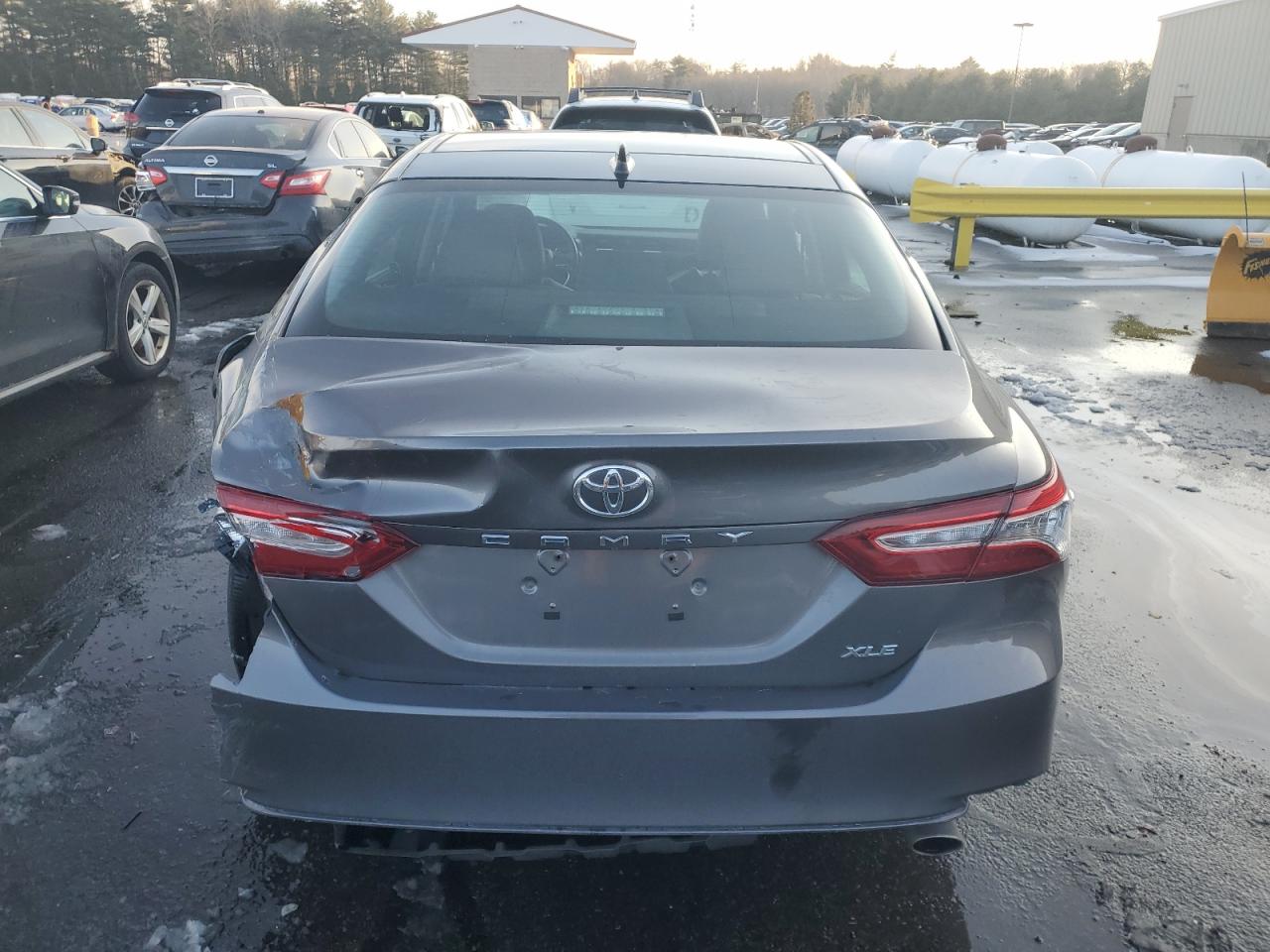 2020 Toyota Camry VIN 4T1F11AK7LU861844 Copart auction photo, rear end / side damage thumbnail 6
