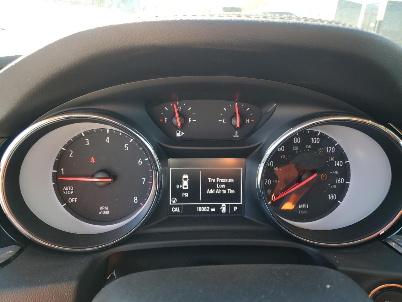 2018 Buick Regal VIN W04GL6SX4J1052921 Copart auction photo, front end / side damage thumbnail 9