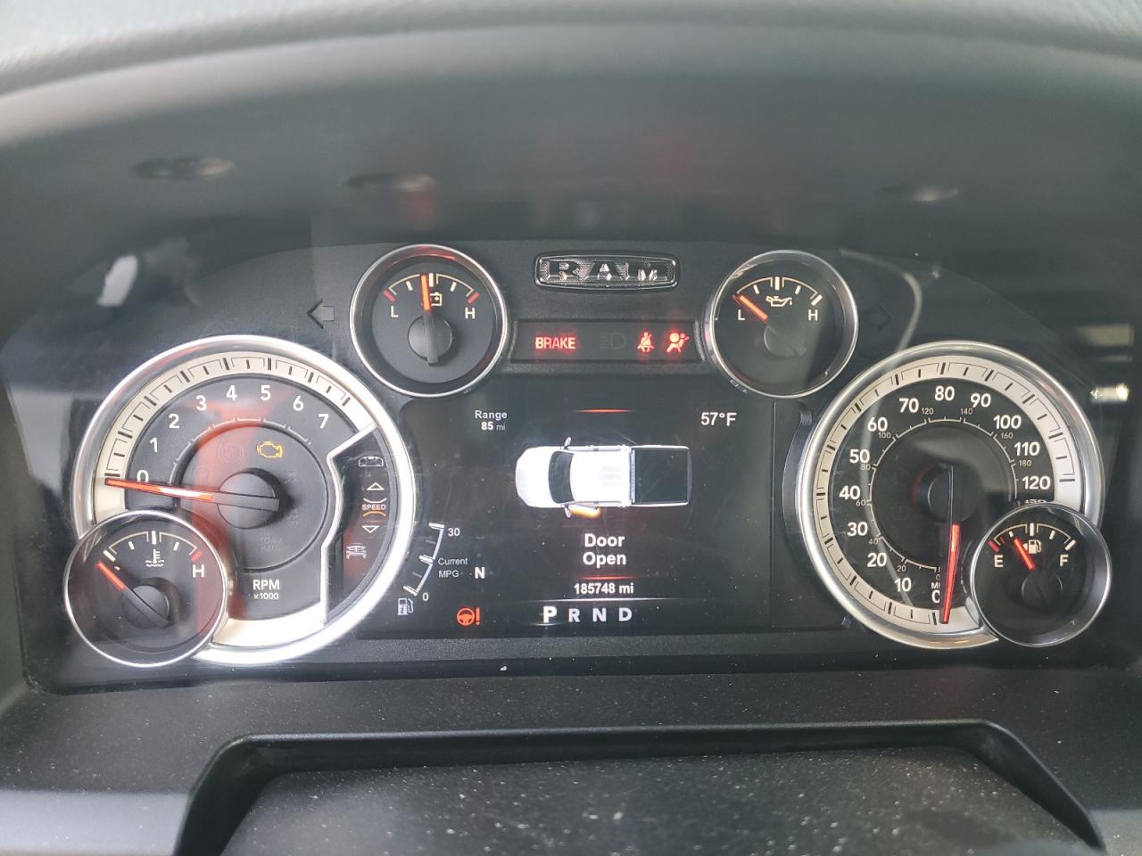2017 RAM 1500 VIN 1C6RR6TT2HS655077 Copart auction photo, front end / minor dent/scratches damage thumbnail 9
