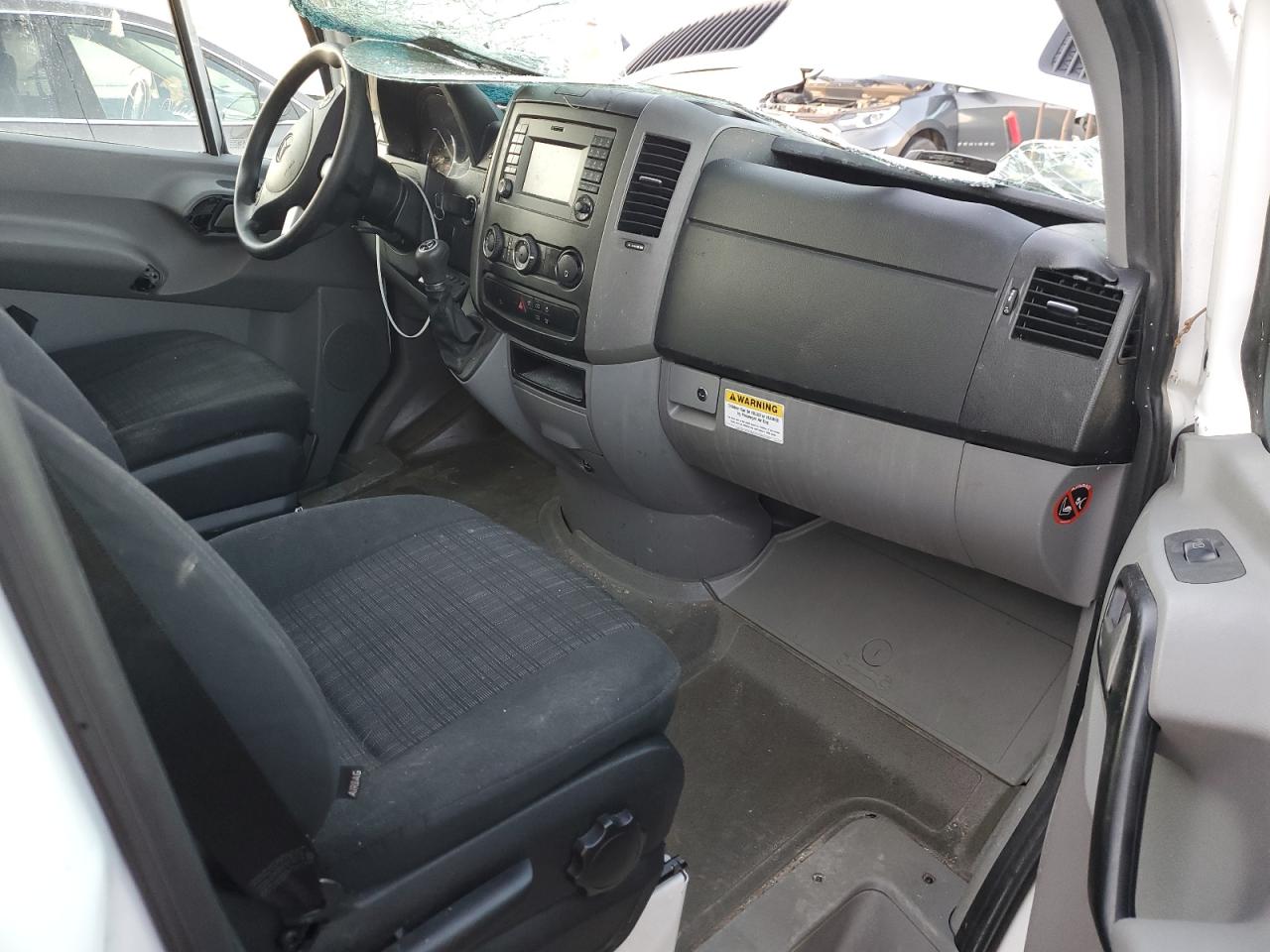 2017 Mercedes-Benz Sprinter VIN WD3PE7CDXHP517021 Copart auction photo, all over / minor dent/scratches damage thumbnail 8