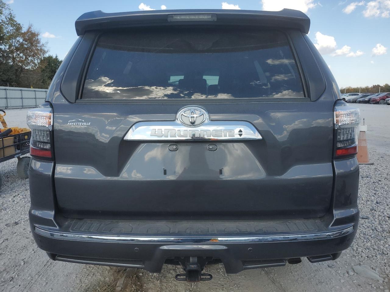2021 Toyota 4Runner VIN JTEKU5JR1M5877303 Copart auction photo, front end damage thumbnail 6