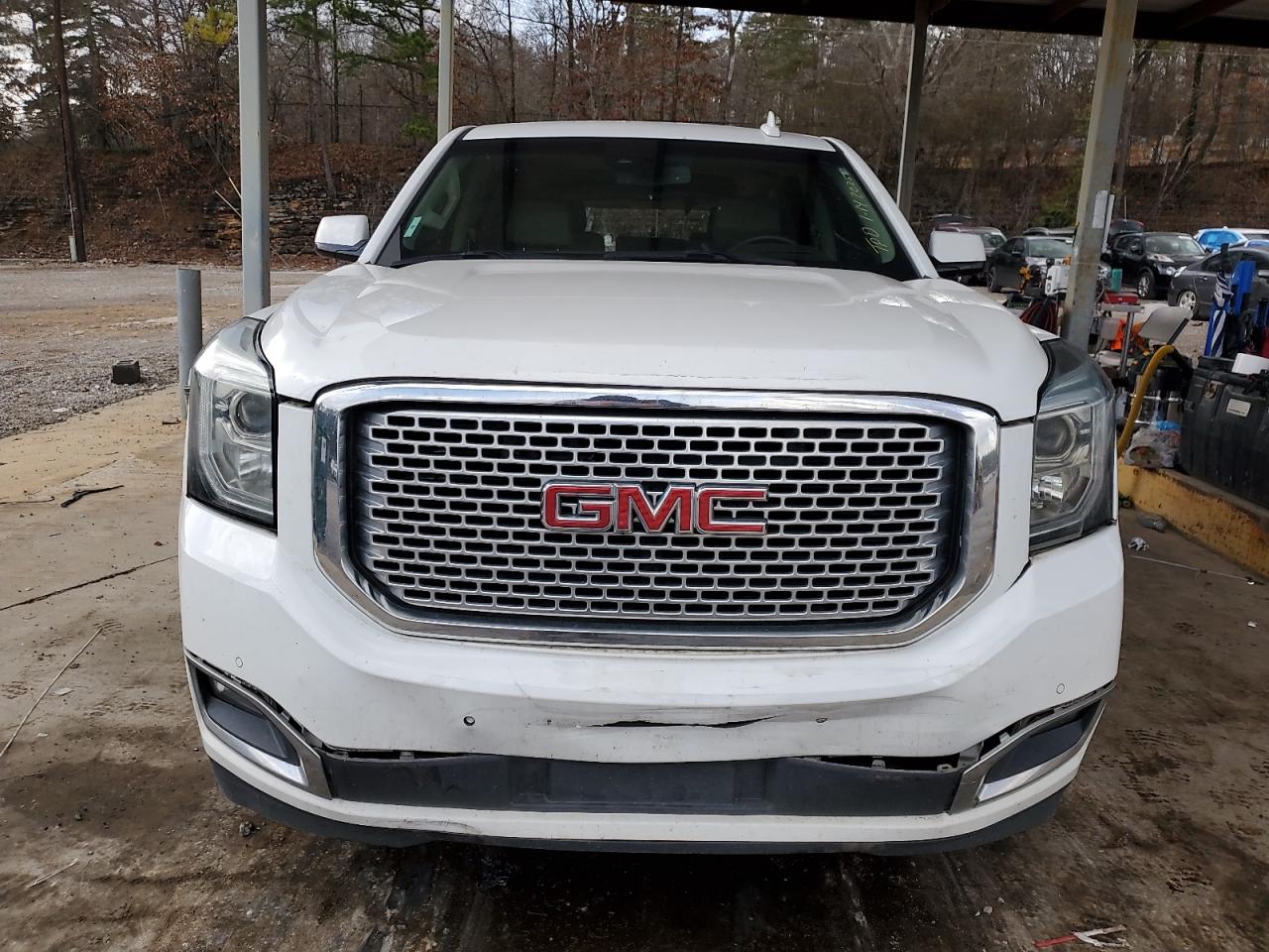 2017 GMC Yukon VIN 1GKS1CKJ1HR188049 Copart auction photo, rear end / front end damage thumbnail 5