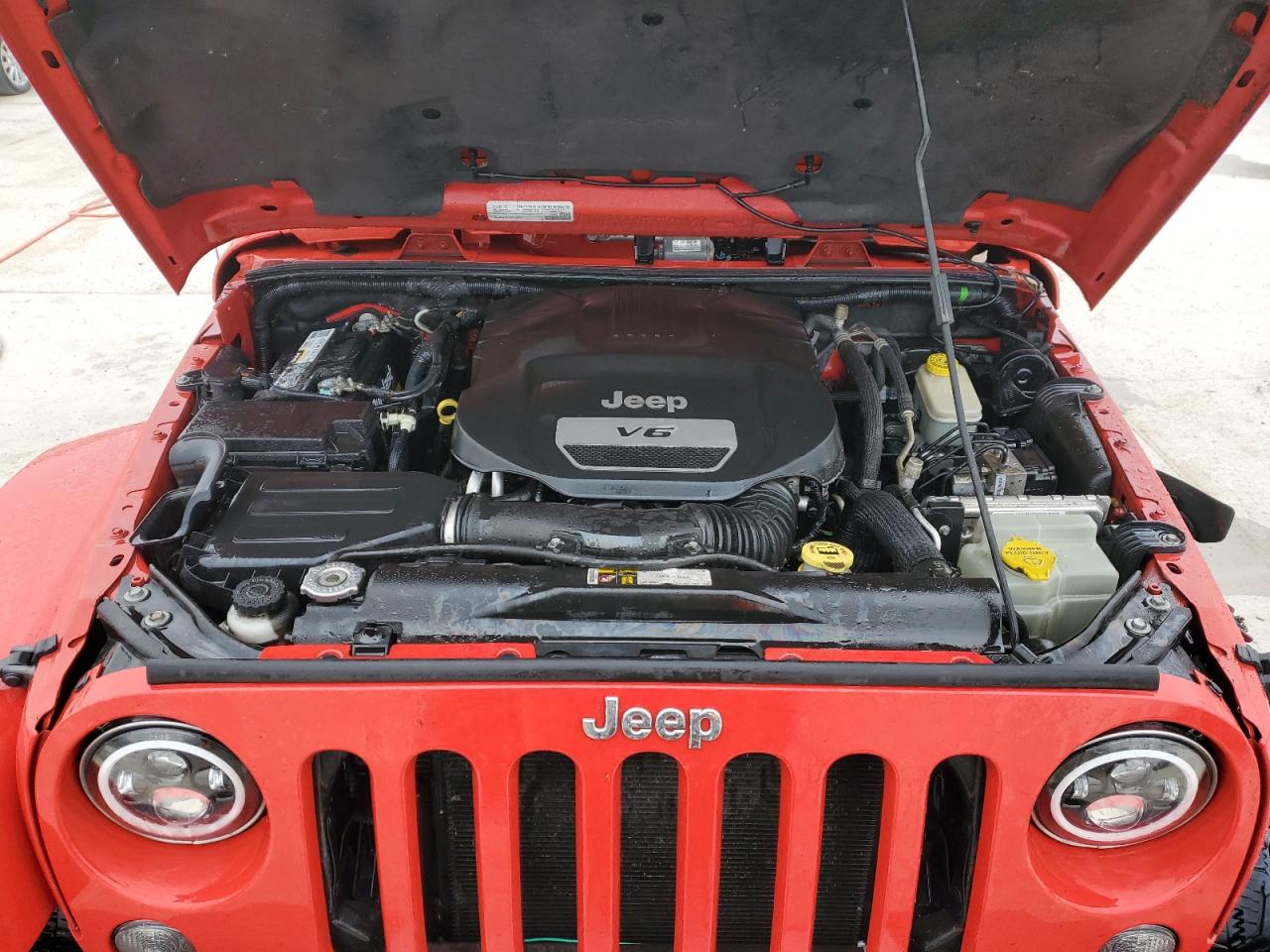2015 Jeep Wrangler VIN 1C4AJWBG3FL606592 Copart auction photo, rollover damage thumbnail 12
