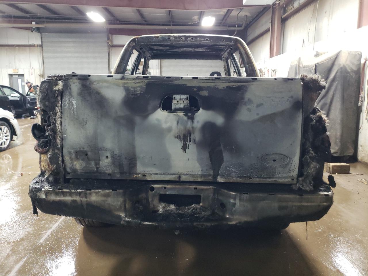 2001 Ford F-150 VIN 1FTRW08W91KD54586 Copart auction photo, burn - interior damage thumbnail 6
