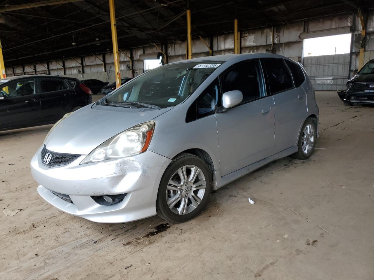 2011 Honda Fit VIN JHMGE8H5XBS006313