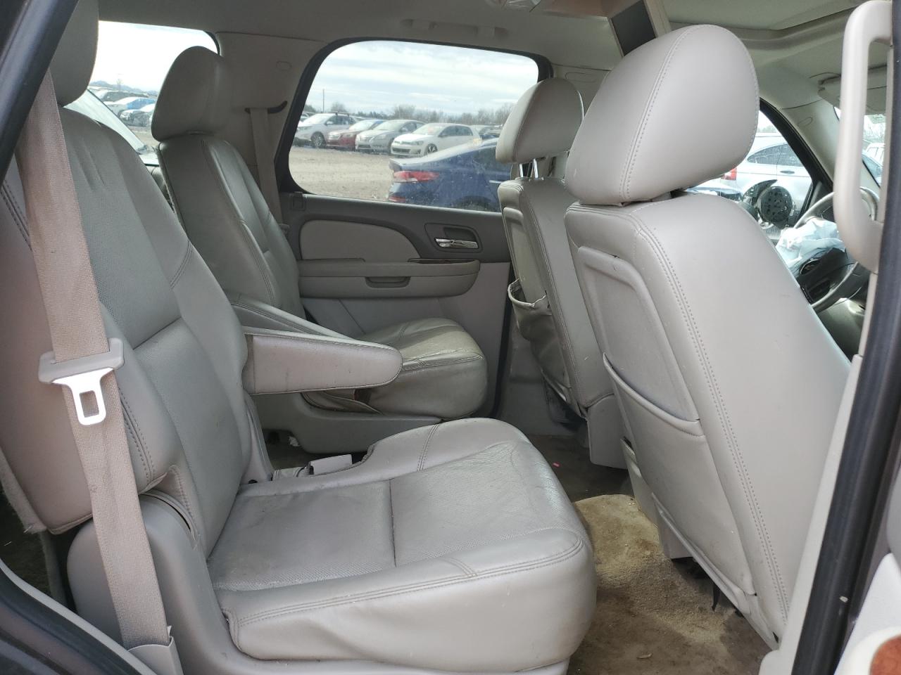 2011 Chevrolet Tahoe VIN 1GNSKCE04BR191263 Copart auction photo, all over / undercarriage damage thumbnail 12