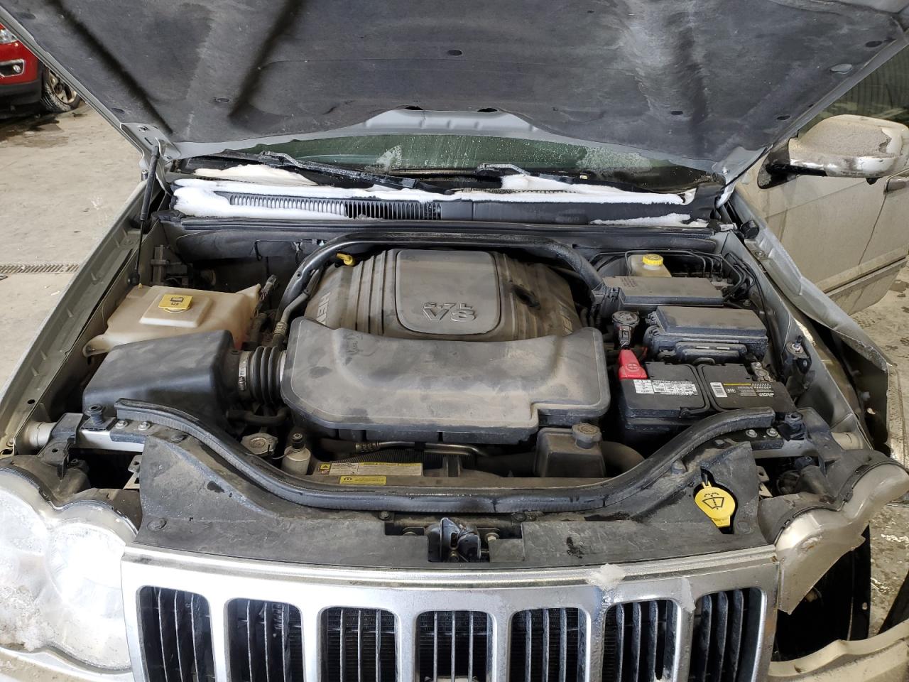 2010 Jeep Grand Cherokee VIN 1J4RR5GT6AC138677 Copart auction photo, front end damage thumbnail 12