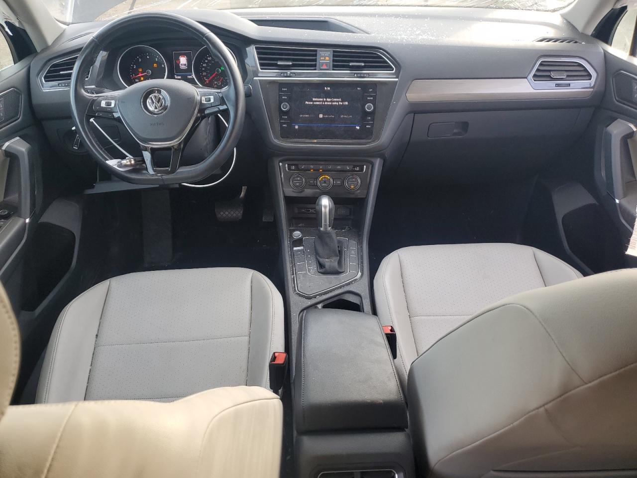 2018 Volkswagen Tiguan VIN 3VV3B7AX8JM213032 Copart auction photo, all over damage thumbnail 8