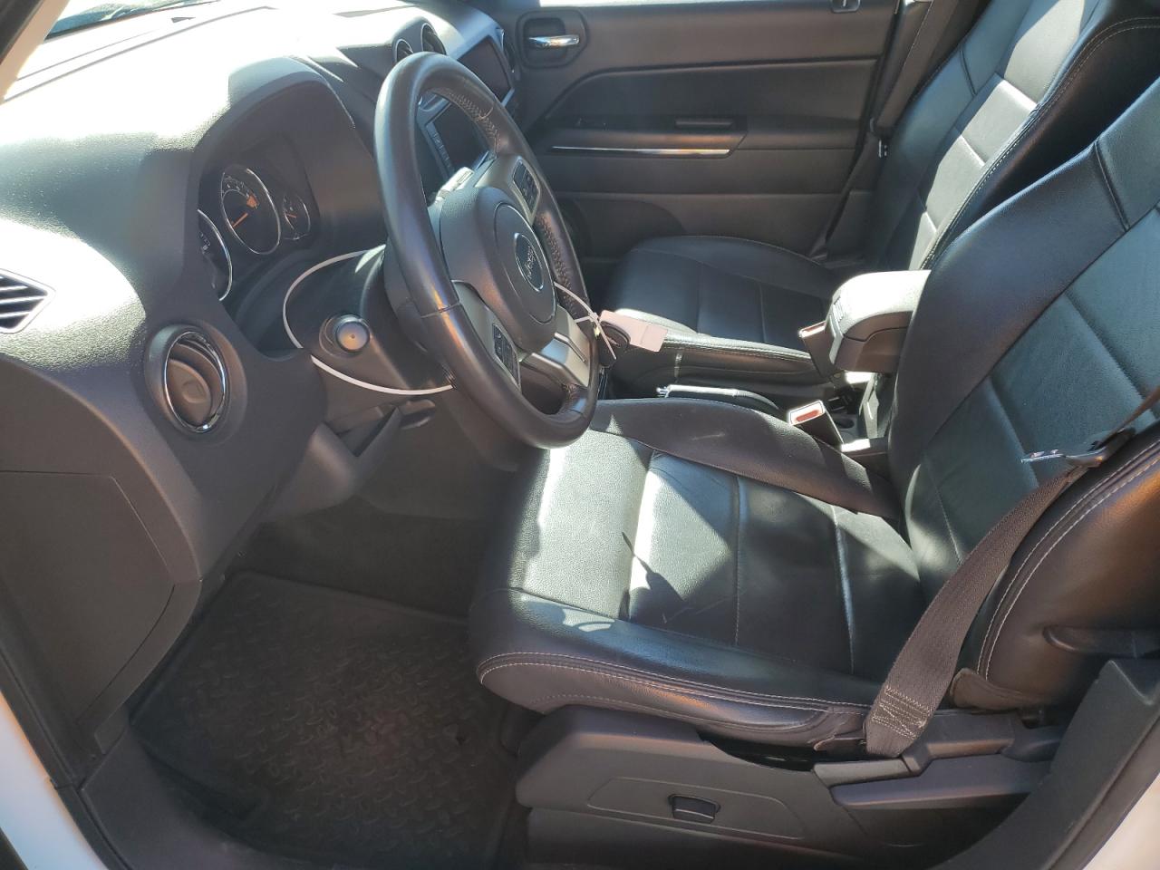 2014 Jeep Liberty (Patriot) VIN 1C4NJRCB8ED830990 Copart auction photo, front end / side damage thumbnail 7