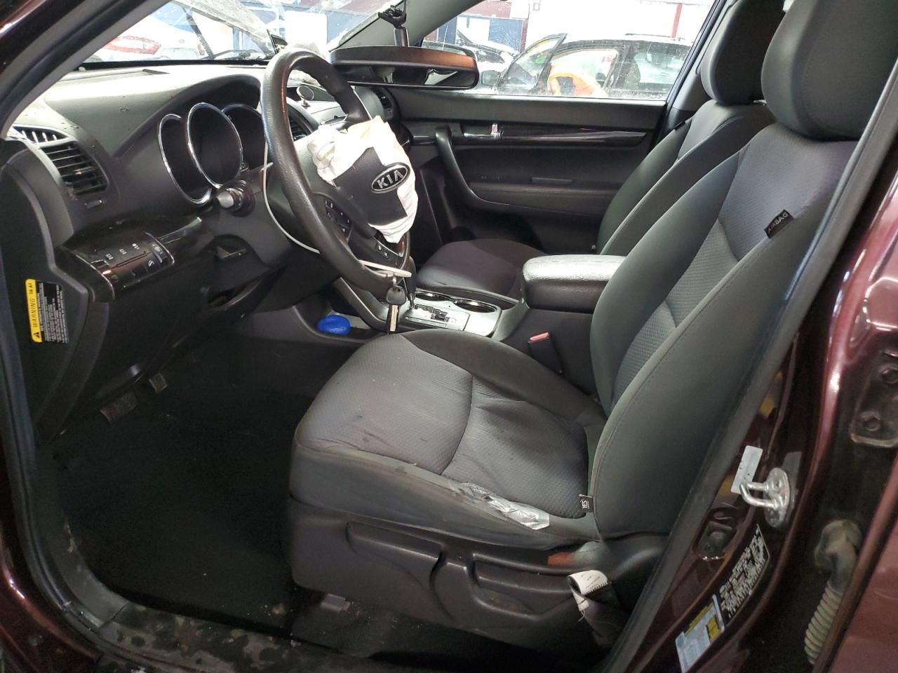 2012 KIA Sorento VIN 5XYKT3A20CG256235 Copart auction photo, front end damage thumbnail 7