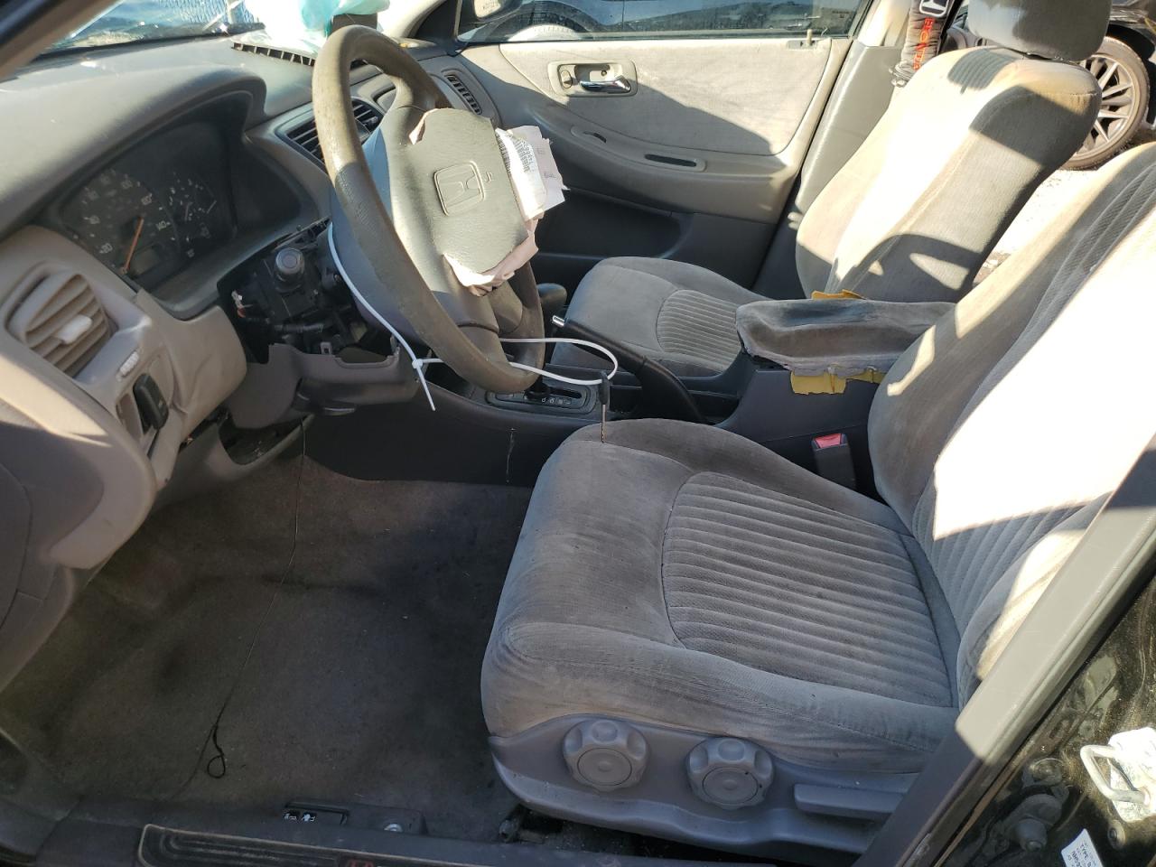 1998 Honda Accord VIN 1HGCG5644WA159527 Copart auction photo, front end damage thumbnail 7
