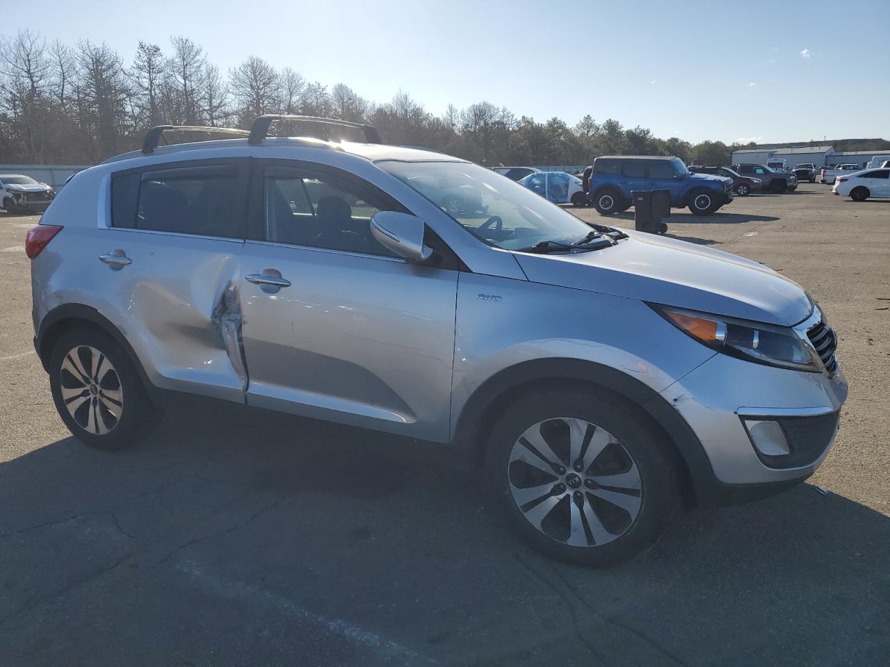 2013 KIA Sportage VIN KNDPCCA22D7389163 Copart auction photo, side / minor dent/scratches damage thumbnail 4