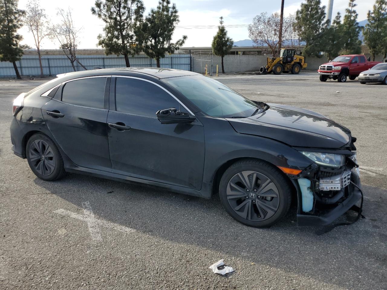 2018 Honda Civic VIN SHHFK7H52JU418493 Copart auction photo, front end damage thumbnail 4
