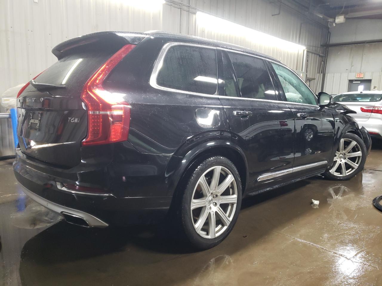 2016 Volvo XC90 VIN YV4A22PN2G1003480 Copart auction photo, front end / side damage thumbnail 3