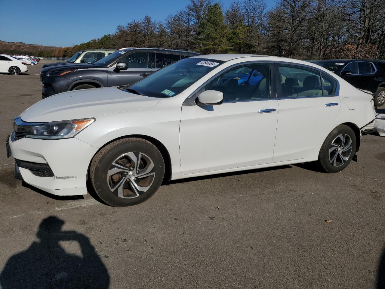 2016 Honda Accord VIN 1HGCR2F32GA129752
