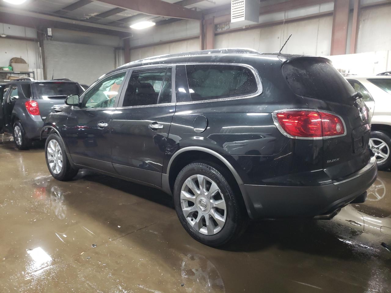 2011 Buick Enclave VIN 5GAKVCED5BJ295733 Copart auction photo, front end damage thumbnail 2
