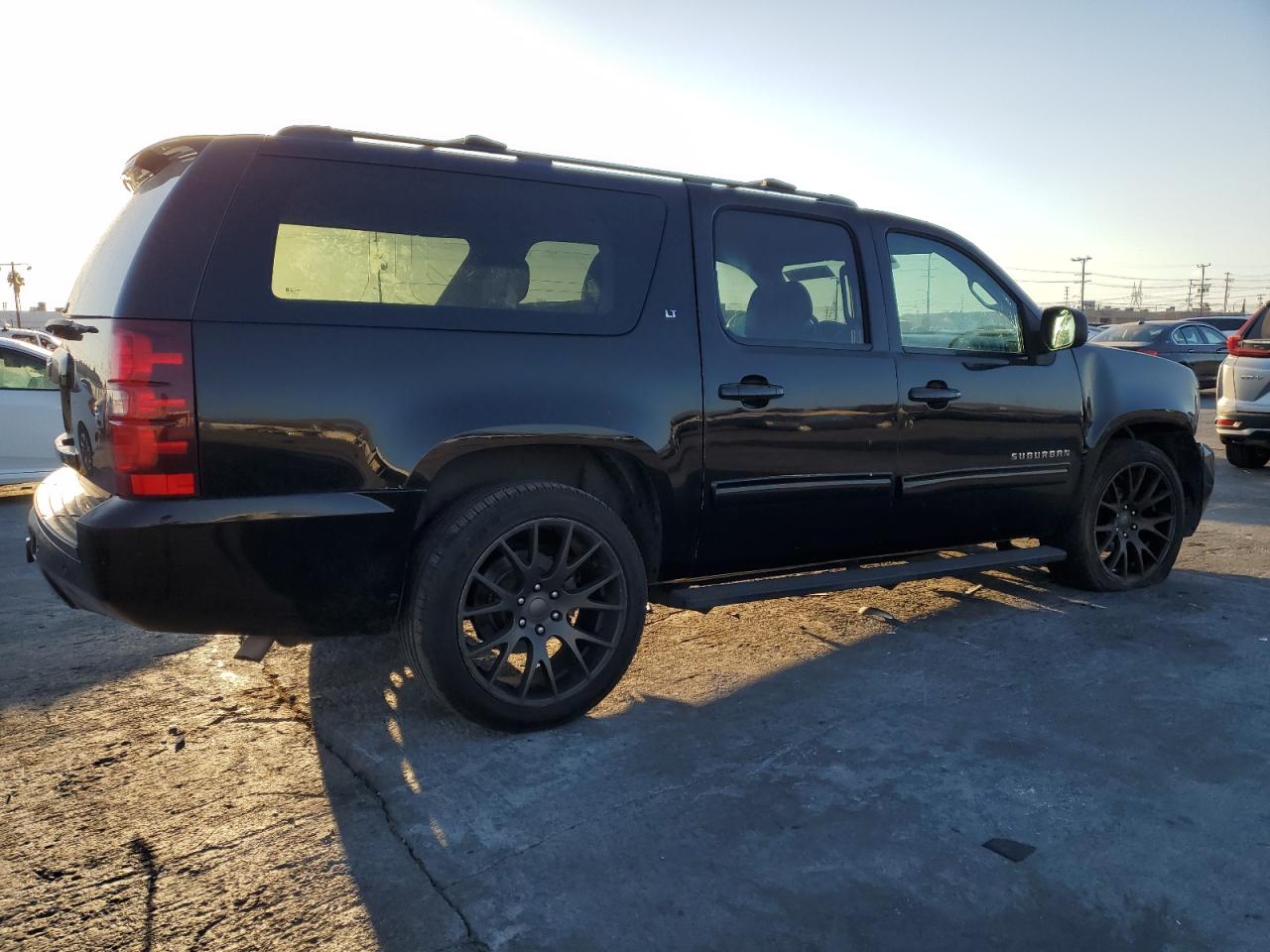 2013 Chevrolet Suburban VIN 1GNSCJE06DR227037 Copart auction photo, all over damage thumbnail 3