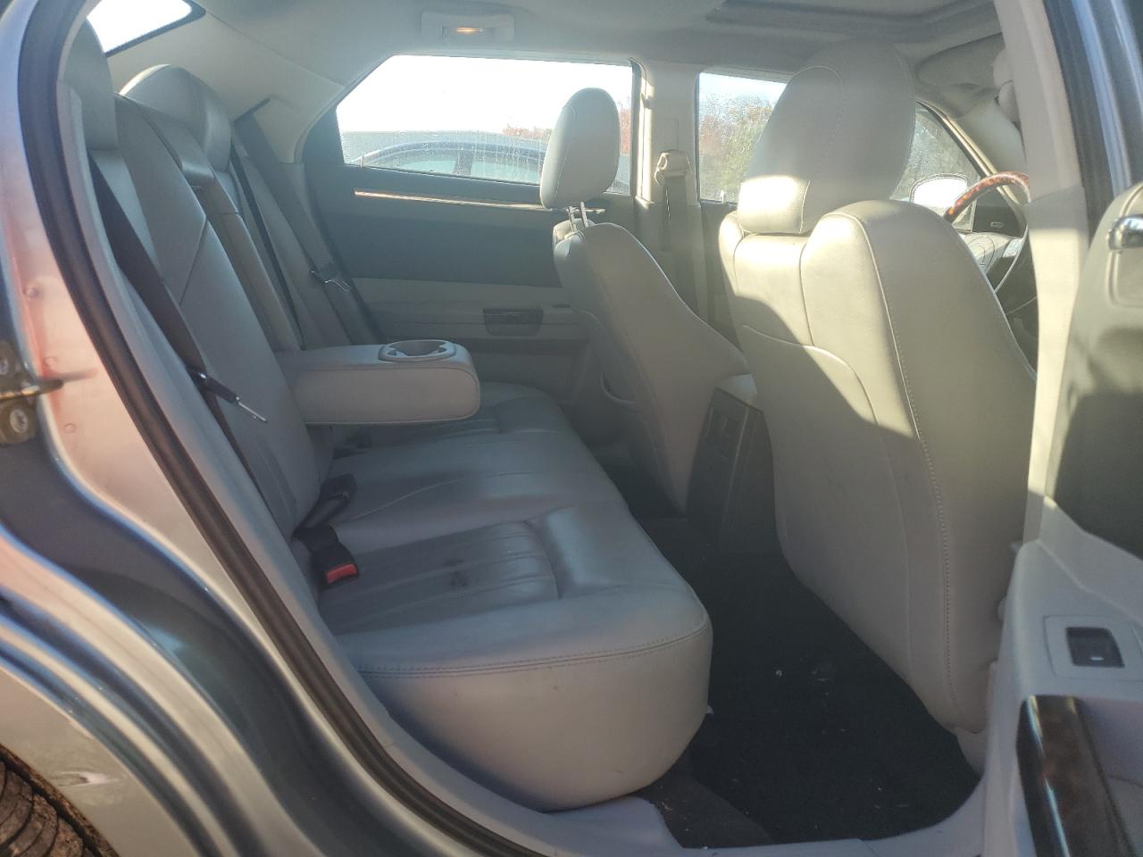 2006 Chrysler 300 VIN 2C3KA63H36H509423 Copart auction photo, front end / all over damage thumbnail 10
