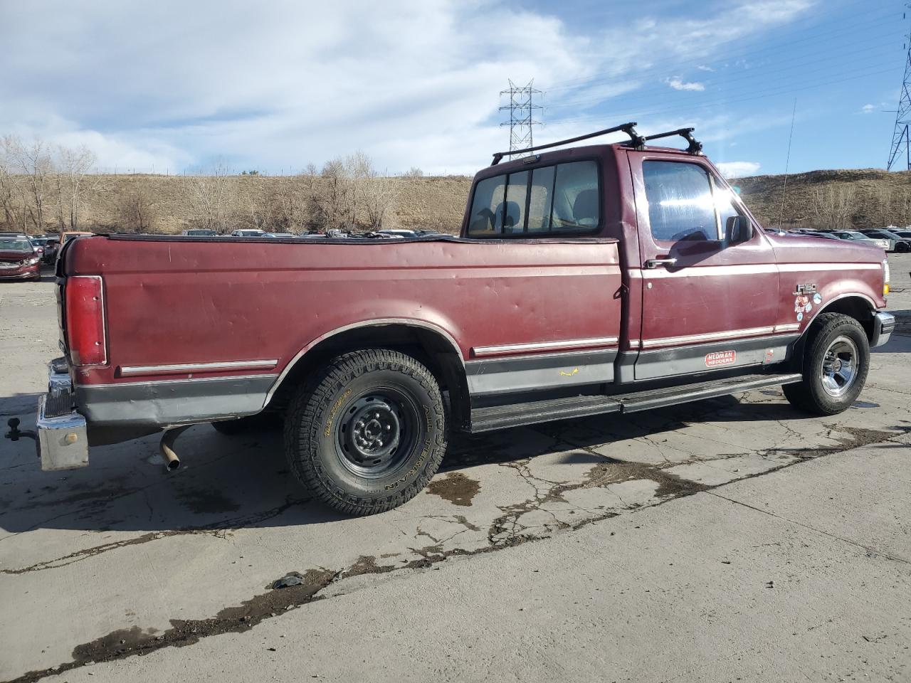 1992 Ford F-150 VIN 1FTDF15N8NLB00590 Copart auction photo, side / rear end damage thumbnail 3