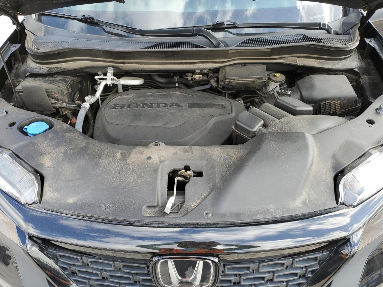 2021 Honda Passport VIN 5FNYF7H53MB016100 Copart auction photo, side damage thumbnail 13