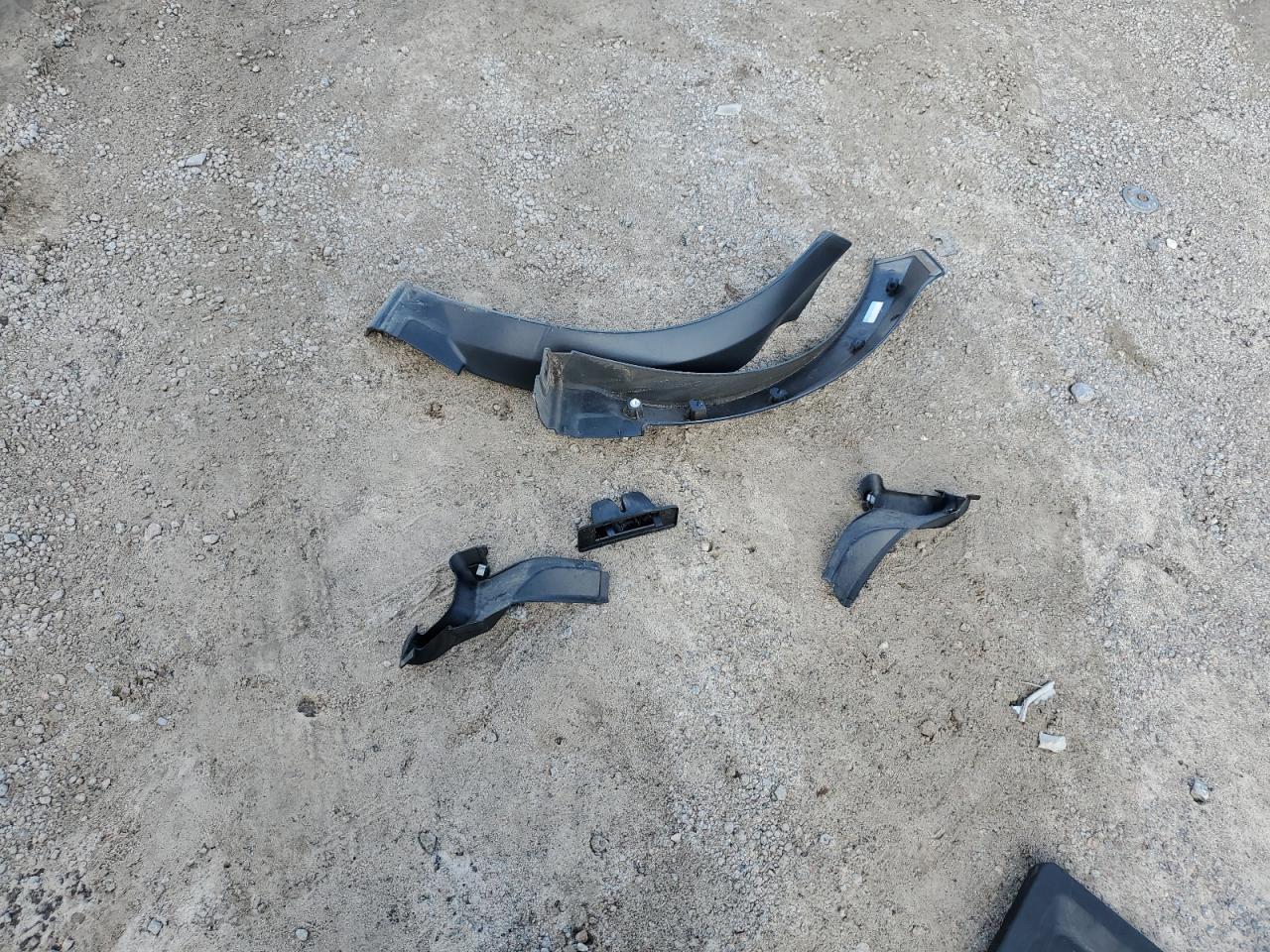 2019 Land Rover Range Rover VIN SALWV2RE9KA854187 Copart auction photo, rear end damage thumbnail 15
