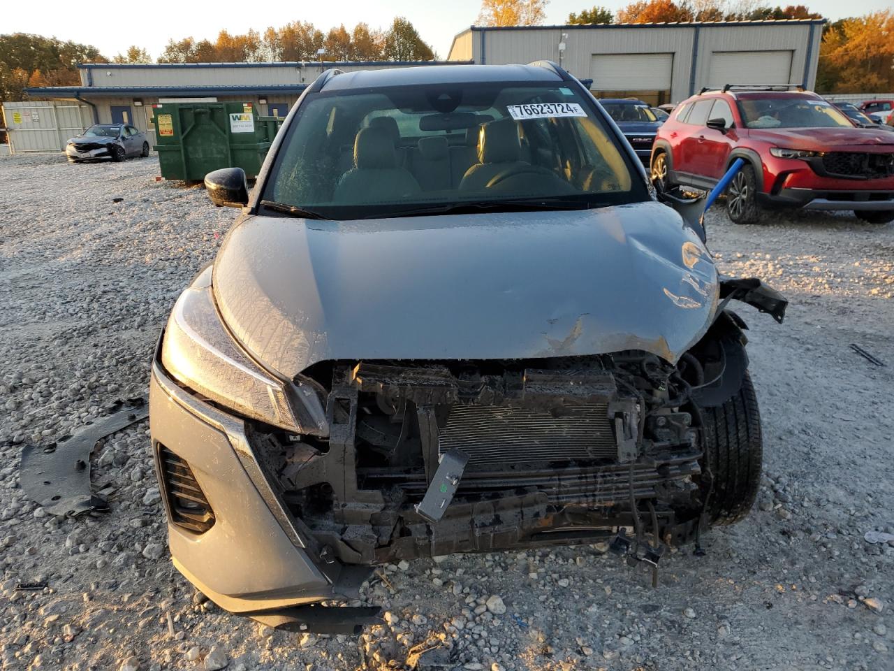 2021 Nissan Kicks VIN 3N1CP5DV2ML561808 Copart auction photo, front end damage thumbnail 5