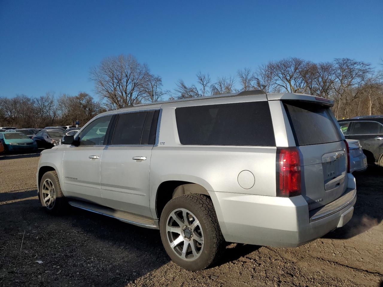 2015 Chevrolet Suburban VIN 1GNSKKKC3FR137399 Copart auction photo, front end damage thumbnail 2