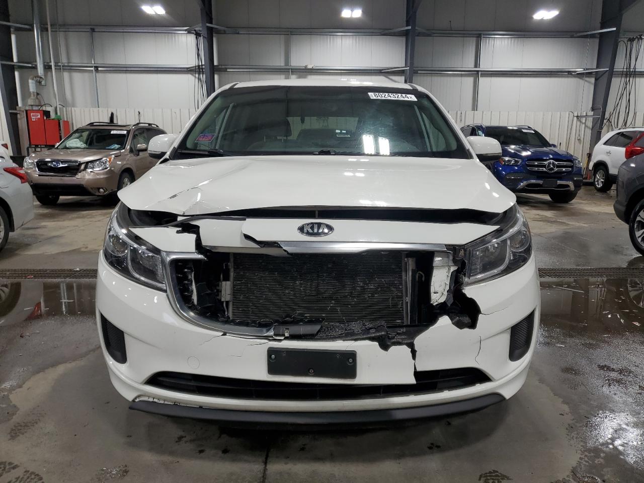 2016 KIA Sedona VIN KNDMB5C10G6087290 Copart auction photo, front end / side damage thumbnail 5