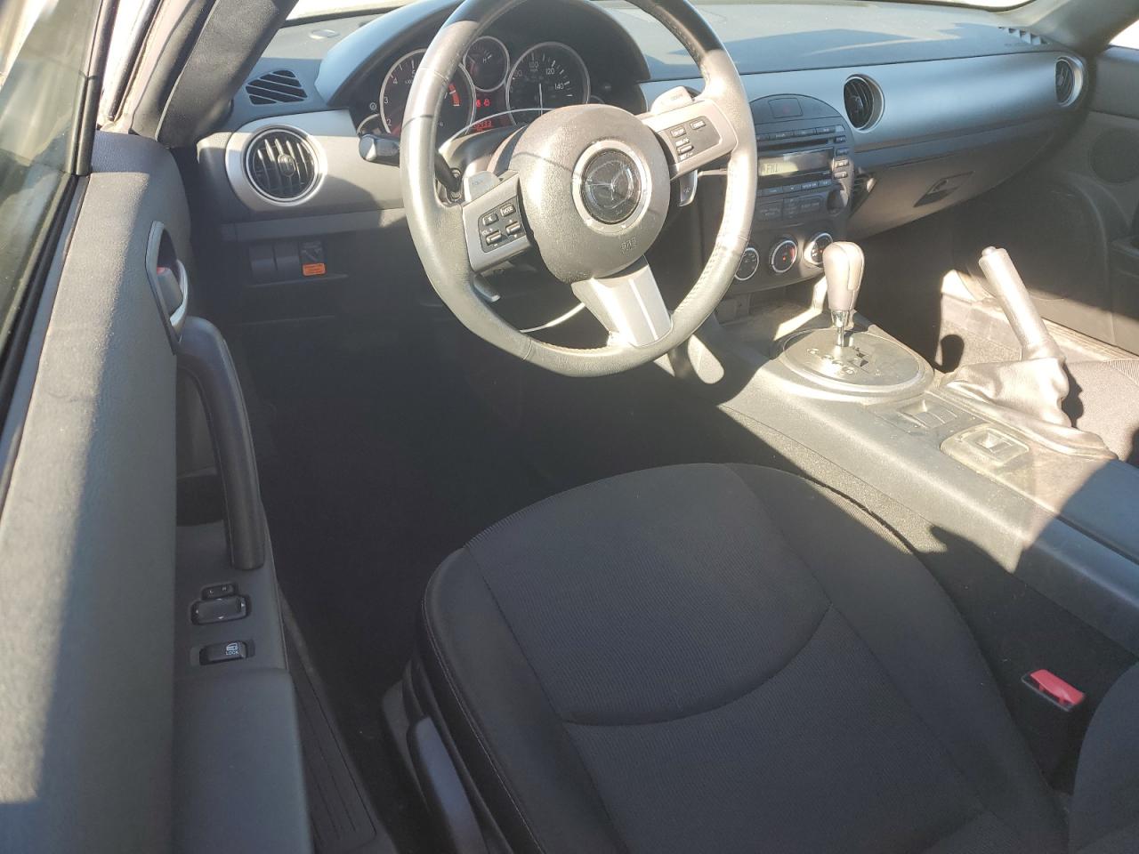 2010 Mazda MX-5 VIN JM1NC2EF0A0210489 Copart auction photo, rear end / minor dent/scratches damage thumbnail 8